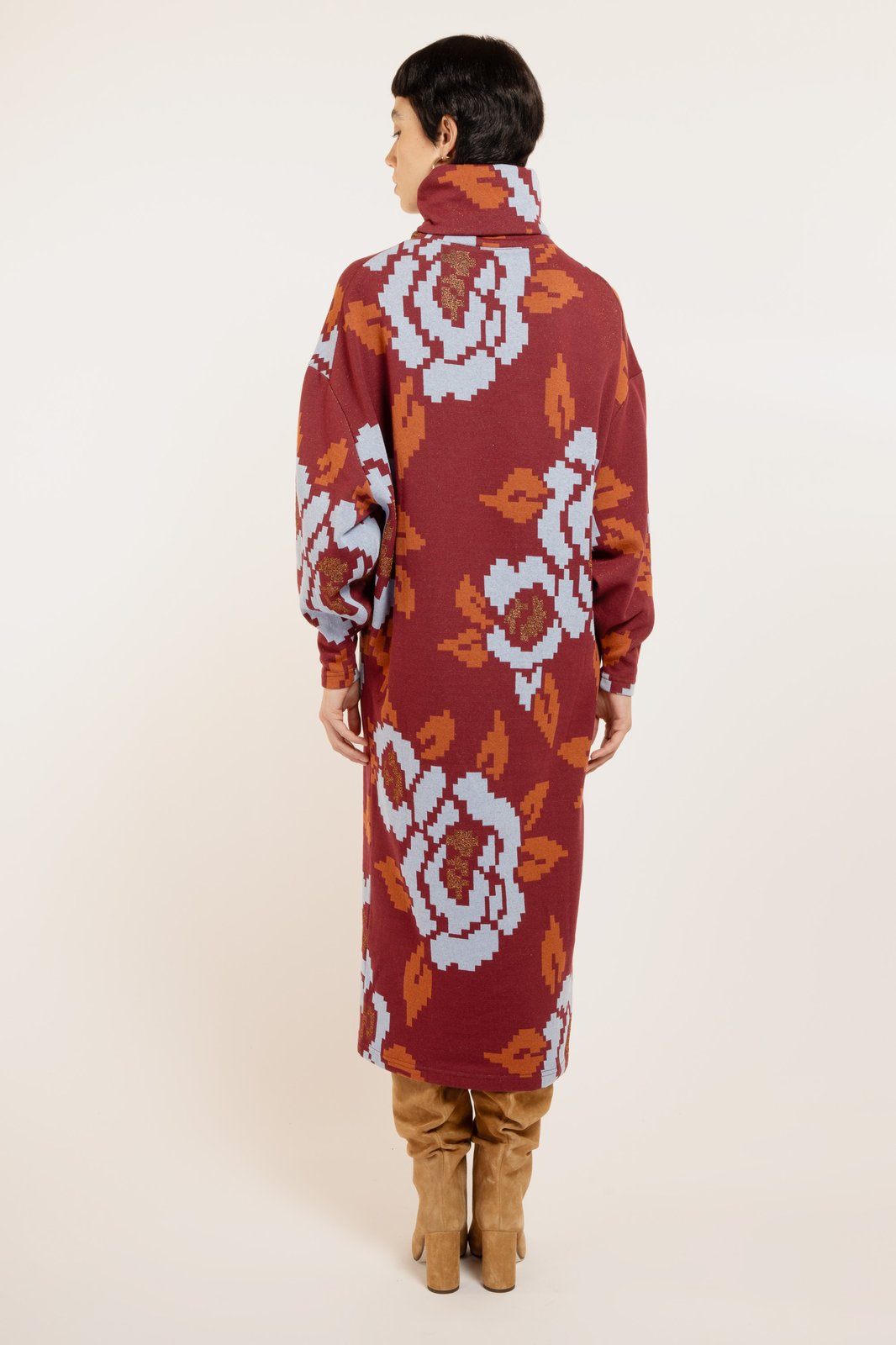 ABITO AVIGNON MAXI ROSA VINO €186 - 50%