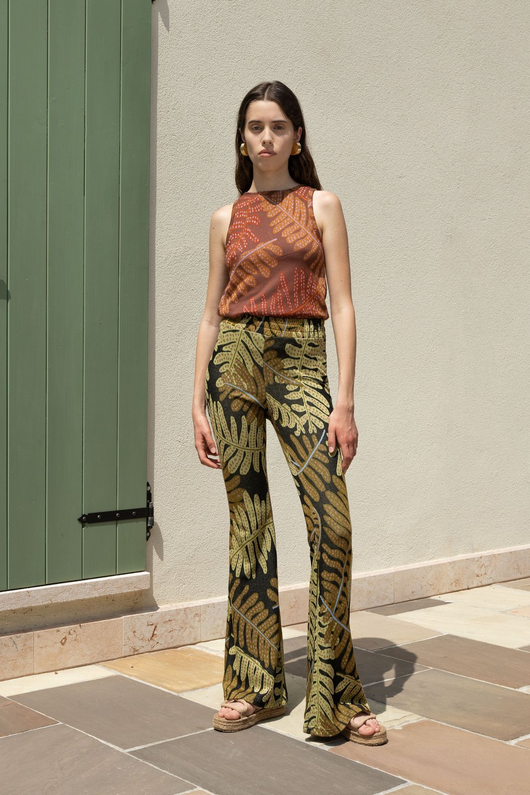 BLACK MONSTERA PALM TROUSERS