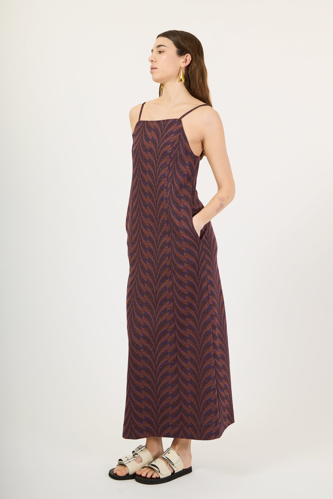 ABITO ASTURIE LEAF NOCE €198 - 50%